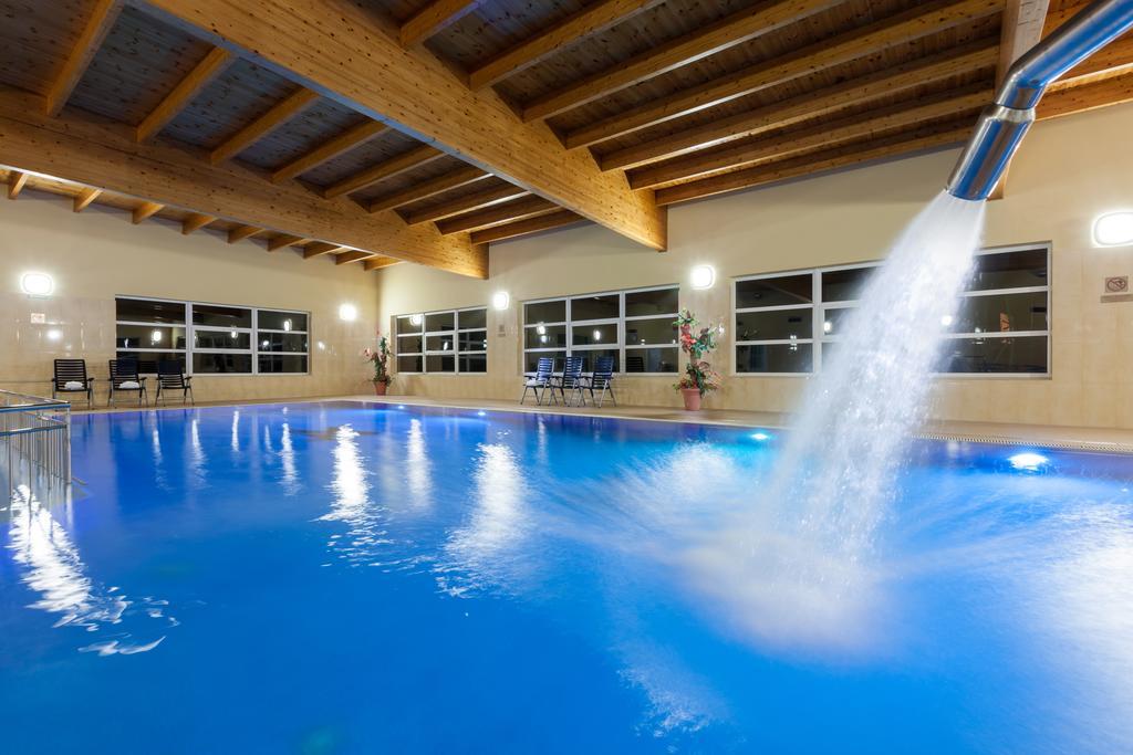 דומבקי Bursztyn - Bernstein Spa & Wellness מראה חיצוני תמונה
